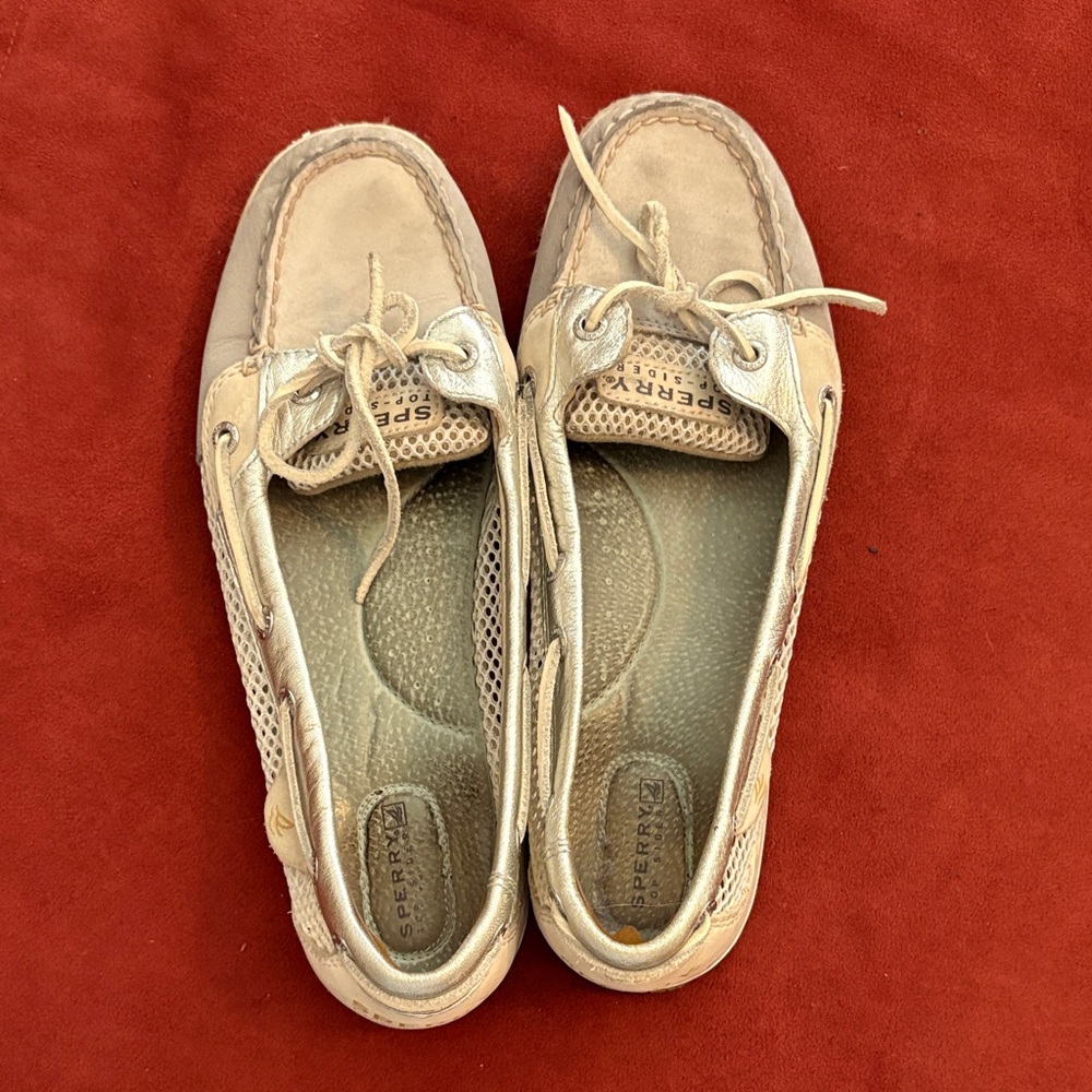 Sperry Women's Metallic Champagne/Tan Boat Moccasins